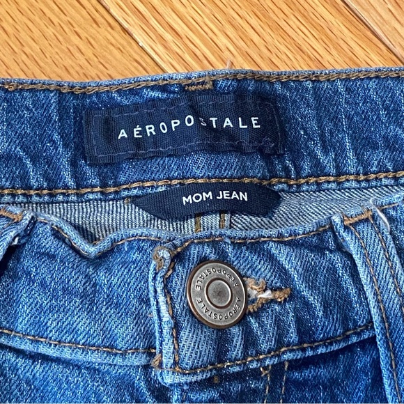 Aeropostale Dark Wash High Waisted Denim Mom Jeans - Picture 3 of 6
